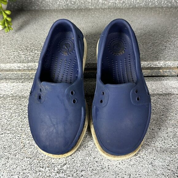 Native Slip On Outdoor Water Shoes Size 8 Toddler - Picture 3 of 5